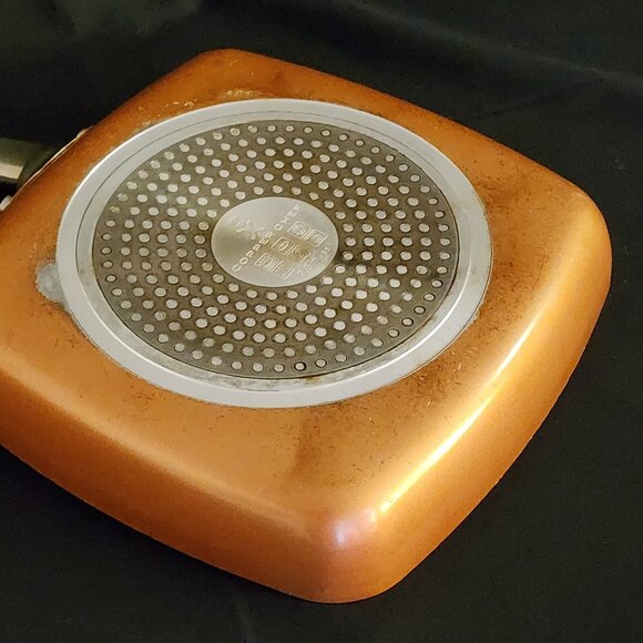 Copper Chef 9.5" Square Skillet/Frying Pan Non-Stick with Vented Lid - Picture 9 of 12